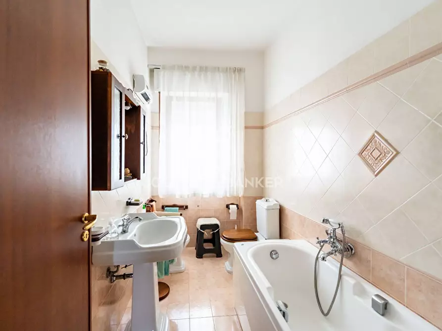 Immagine 24 di Appartamento in vendita  in VIA CARMELITANI 23 a San Giovanni La Punta