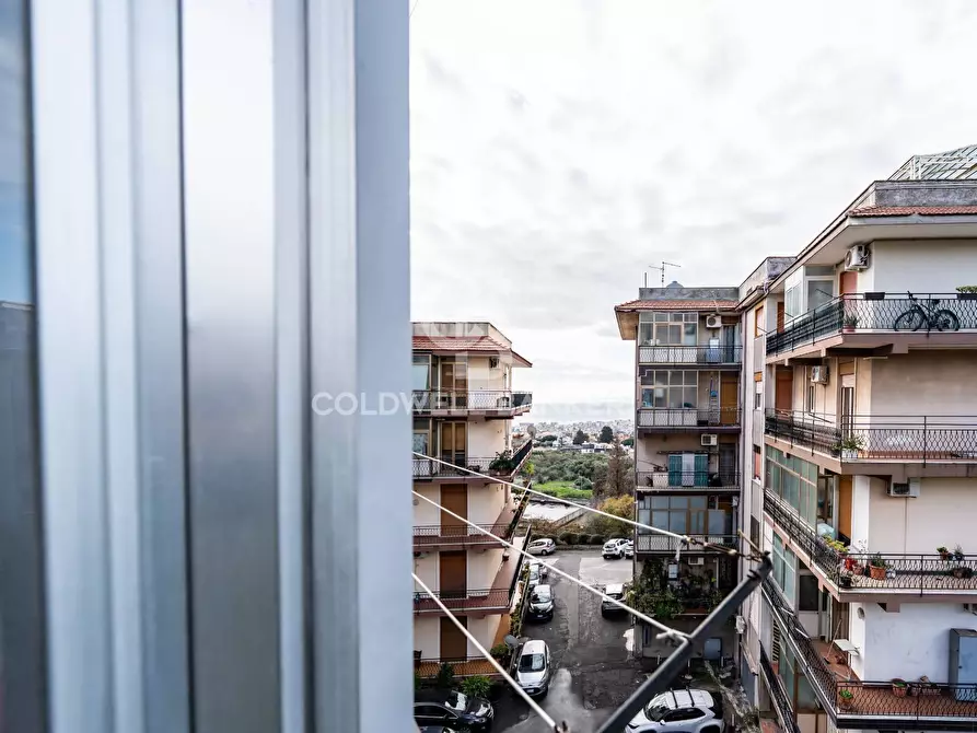 Immagine 30 di Appartamento in vendita  in VIA CARMELITANI 23 a San Giovanni La Punta