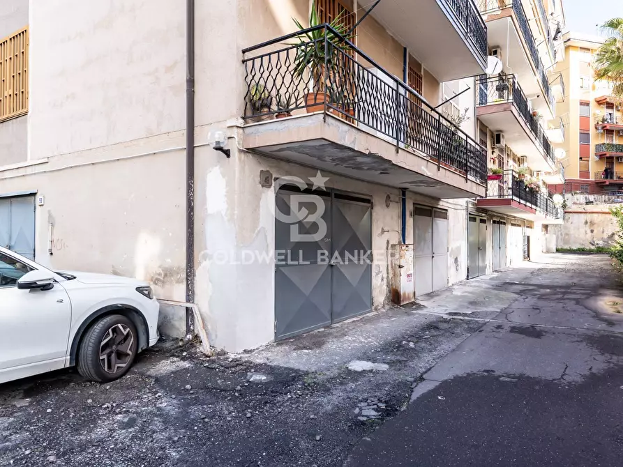 Immagine 33 di Appartamento in vendita  in VIA CARMELITANI 23 a San Giovanni La Punta