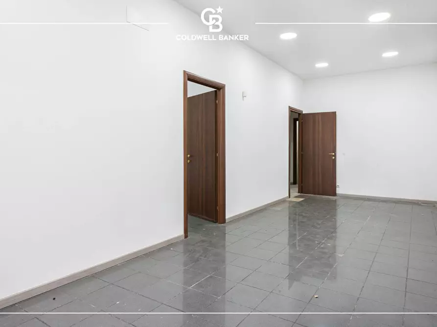 Immagine 6 di Locale commerciale in affitto  in Via Carlo Pirzio Biroli 115 a Ciampino