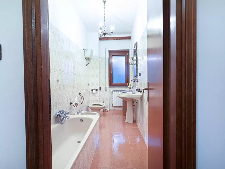 Immagine 14 di Camera in affitto  in Via Ciro Menotti a Viterbo