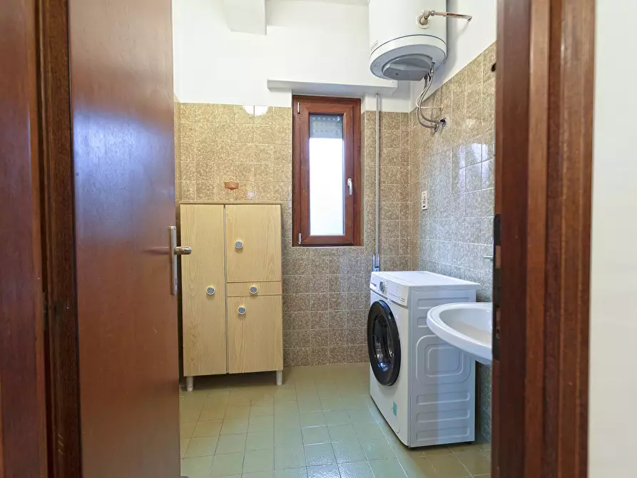 Immagine 21 di Camera in affitto  in Via Ciro Menotti a Viterbo