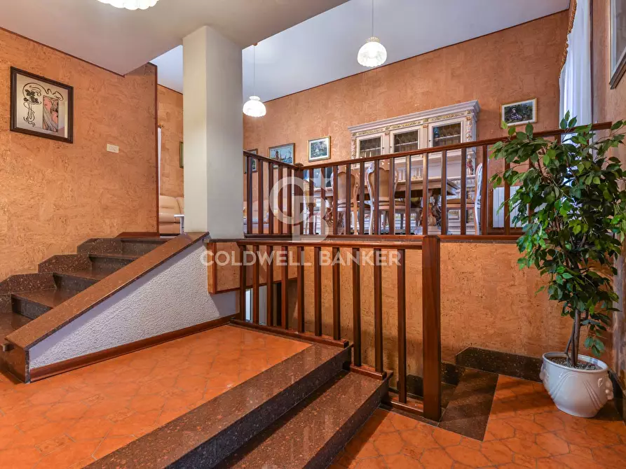 Immagine 2 di Villa in vendita  in Via Giacomo Puccini a Campo Nell'elba