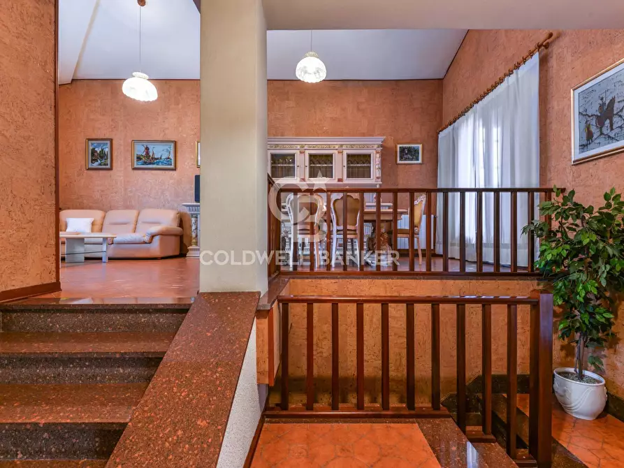 Immagine 4 di Villa in vendita  in Via Giacomo Puccini a Campo Nell'elba