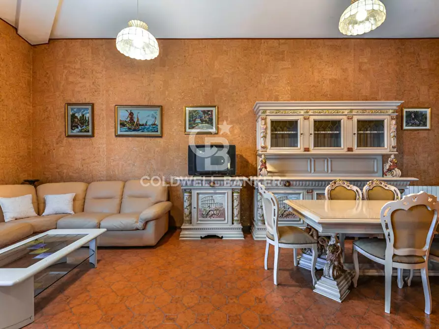 Immagine 5 di Villa in vendita  in Via Giacomo Puccini a Campo Nell'elba