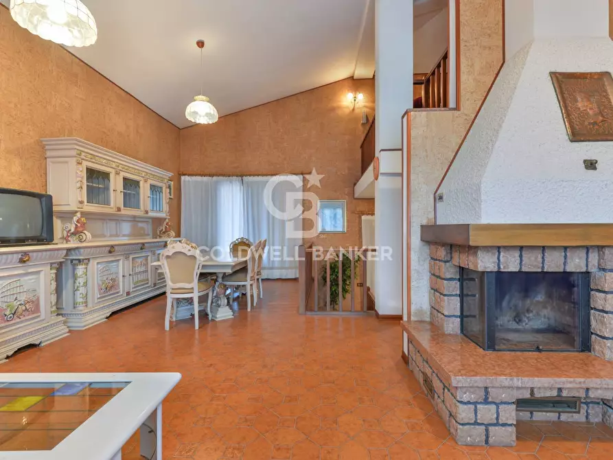 Immagine 9 di Villa in vendita  in Via Giacomo Puccini a Campo Nell'elba