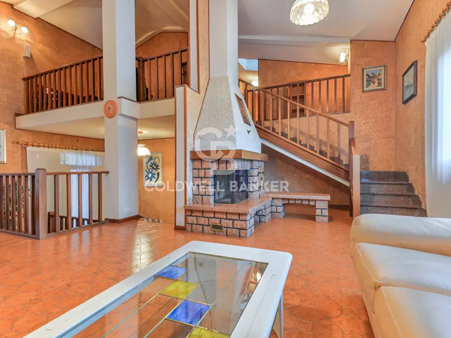 Immagine 10 di Villa in vendita  in Via Giacomo Puccini a Campo Nell'elba