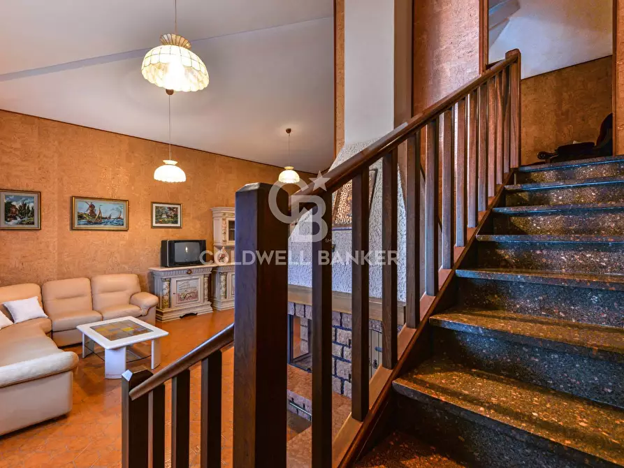 Immagine 22 di Villa in vendita  in Via Giacomo Puccini a Campo Nell'elba