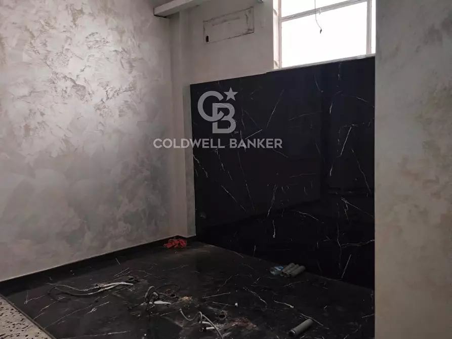 Immagine 8 di Locale commerciale in affitto  a Acireale