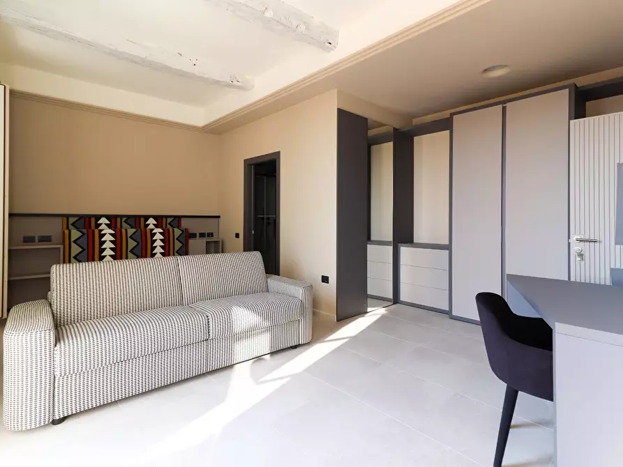 Immagine 14 di Albergo/B&B/Residence in vendita  in Via San Marsano a Costigliole D'asti