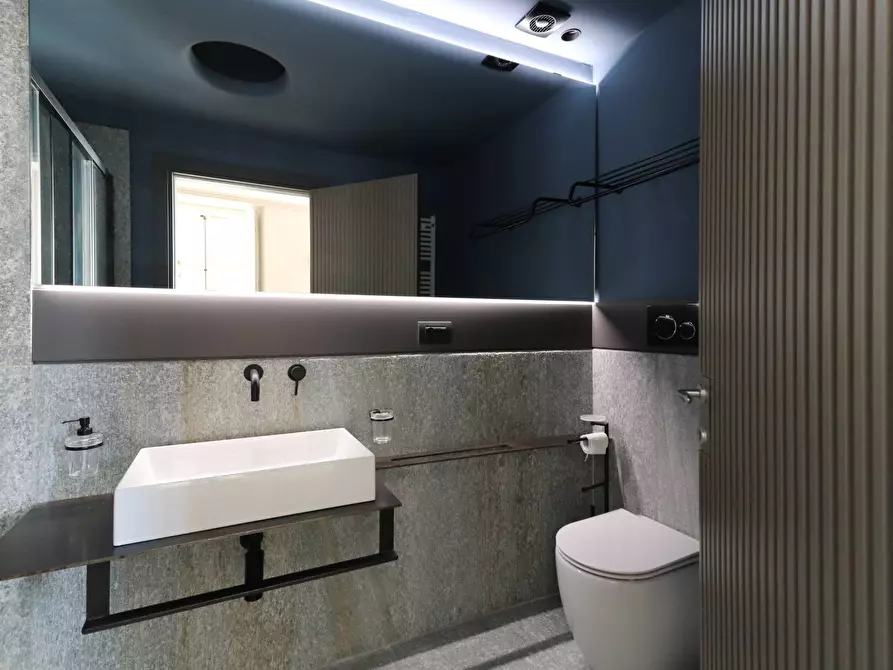 Immagine 19 di Albergo/B&B/Residence in vendita  in Via San Marsano a Costigliole D'asti