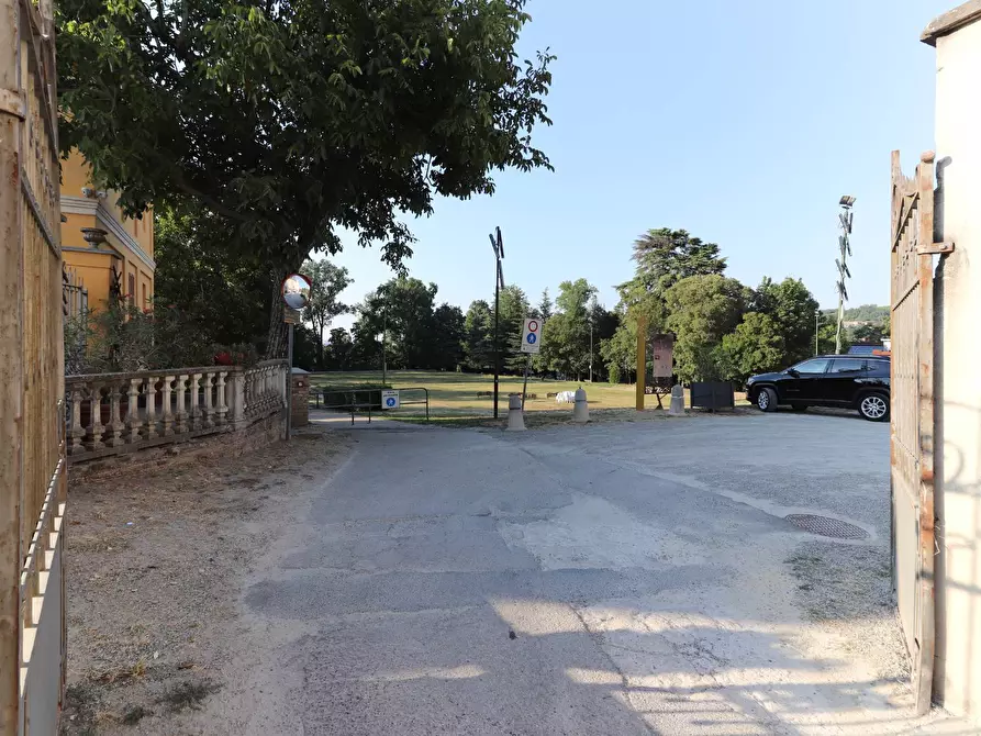 Immagine 37 di Albergo/B&B/Residence in vendita  in Via San Marsano a Costigliole D'asti