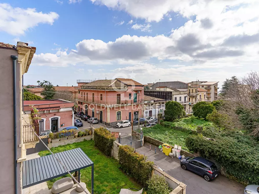 Immagine 35 di Appartamento in vendita  in via etnea 169 a Gravina Di Catania