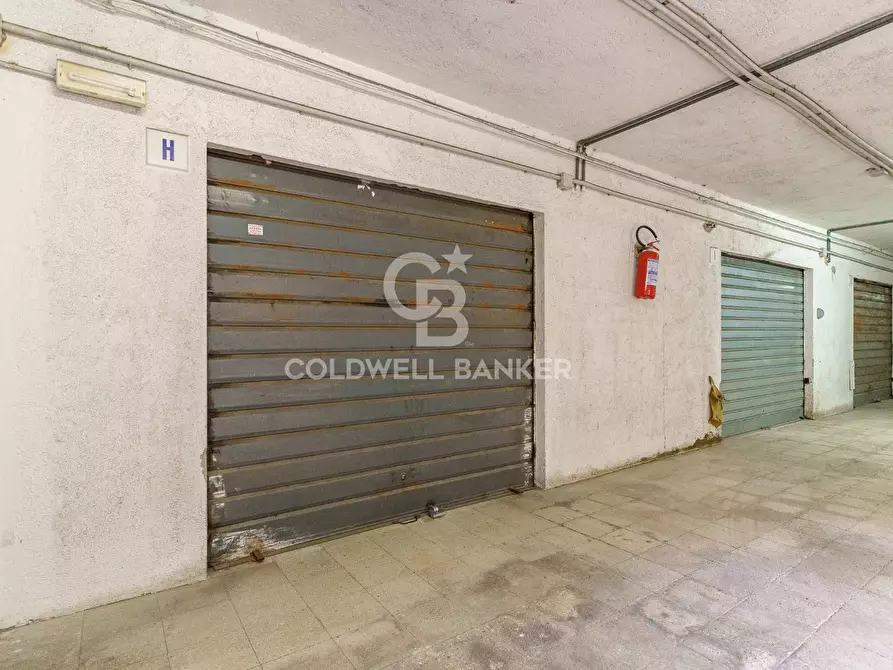 Immagine 37 di Appartamento in vendita  in via etnea 169 a Gravina Di Catania