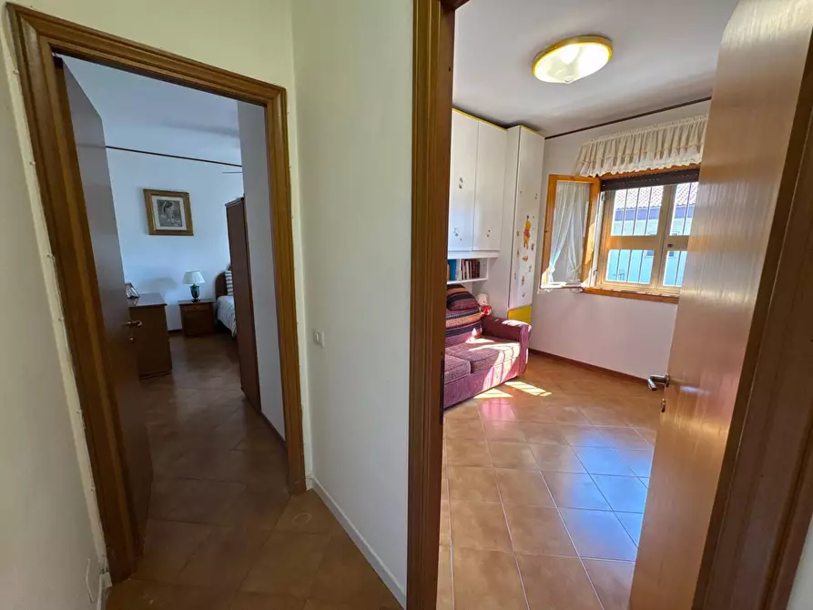 Immagine 9 di Appartamento in vendita  in via lago di como 14 a Pomezia