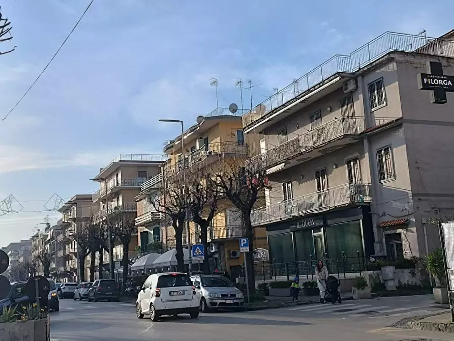 Immagine 2 di Locale commerciale in affitto  in Via Bartolo Longo a Napoli