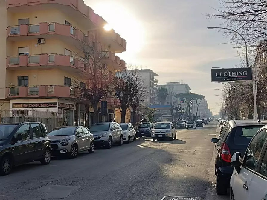 Immagine 8 di Locale commerciale in affitto  in Via Bartolo Longo a Napoli