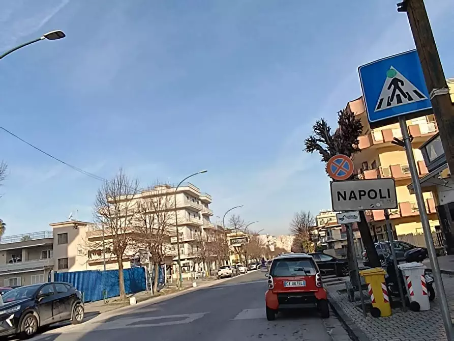 Immagine 10 di Locale commerciale in affitto  in Via Bartolo Longo a Napoli