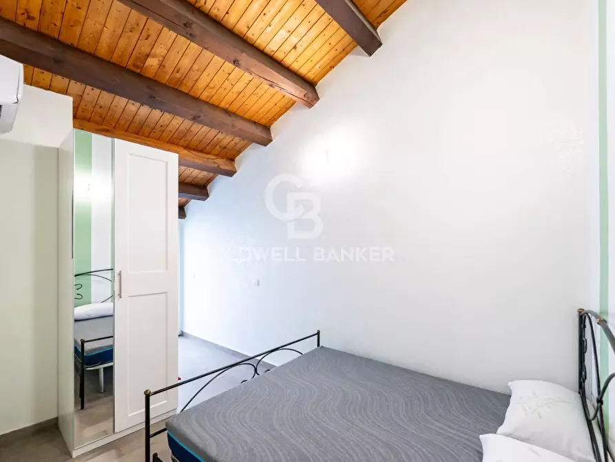 Immagine 12 di Appartamento in vendita  in Via Cristoforo Colombo 19-23 a Giardini-Naxos