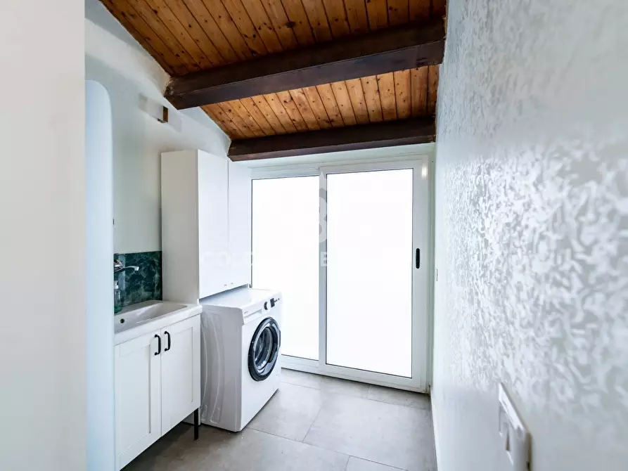 Immagine 14 di Appartamento in vendita  in Via Cristoforo Colombo 19-23 a Giardini-Naxos