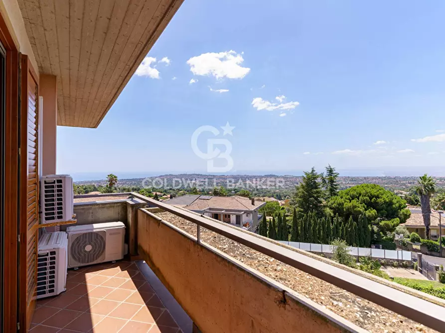 Immagine 44 di Villa in vendita  in via della costituzione 3 a Trecastagni