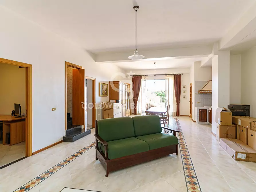 Immagine 49 di Villa in vendita  in via della costituzione 3 a Trecastagni