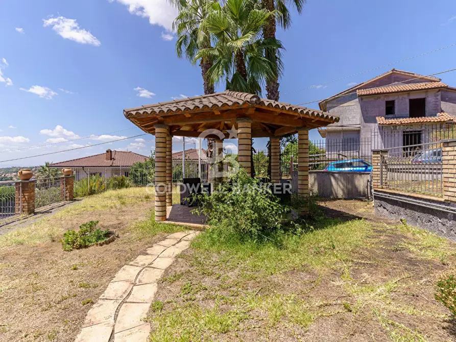 Immagine 61 di Villa in vendita  in via della costituzione 3 a Trecastagni