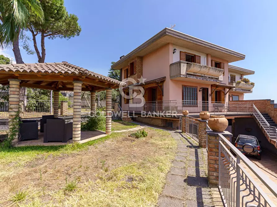 Immagine 63 di Villa in vendita  in via della costituzione 3 a Trecastagni