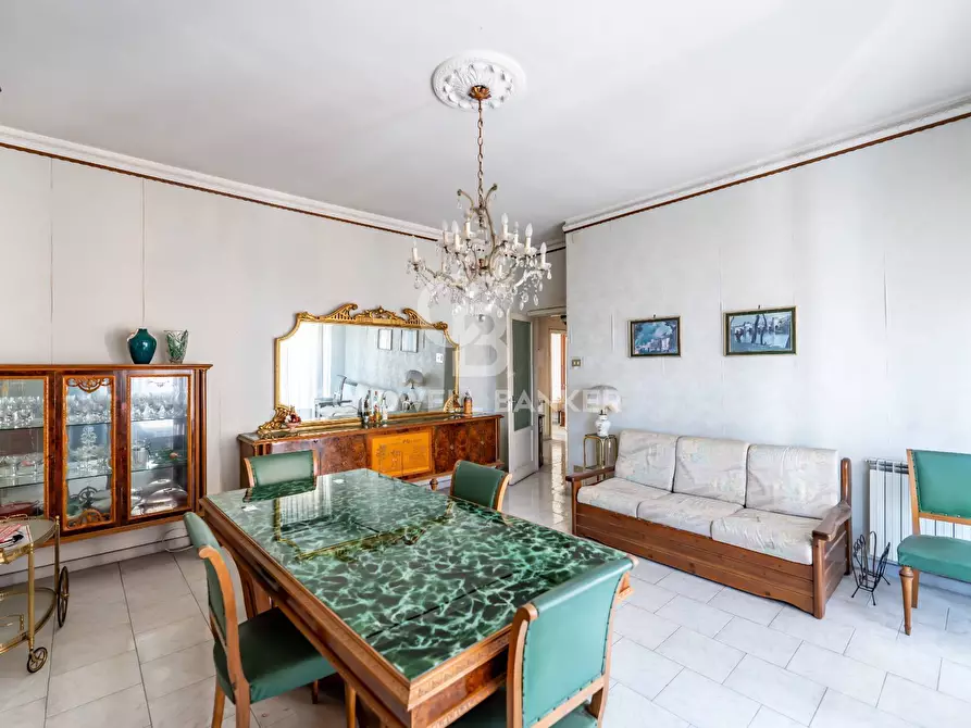 Immagine 3 di Appartamento in vendita  in Via Cesare Beccaria 12 a Catania