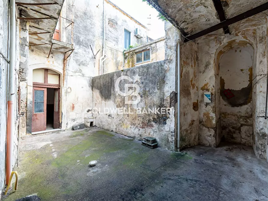 Immagine 14 di Appartamento in vendita  in Via Dei Galliano 17 a Riposto