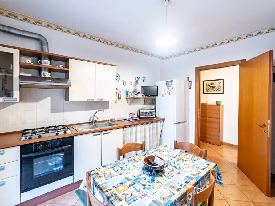 Immagine 12 di Appartamento in vendita  in Via Giuseppe Garibaldi 67 a Viagrande