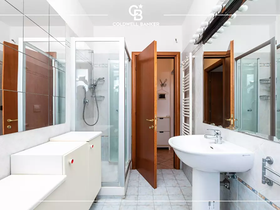 Immagine 21 di Appartamento in affitto  in Via IV Novembre 19 a Ciampino