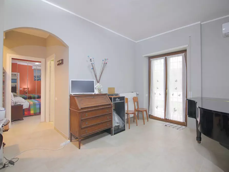 Immagine 7 di Appartamento in vendita  in Via Corrado Del Greco 40 a Roma