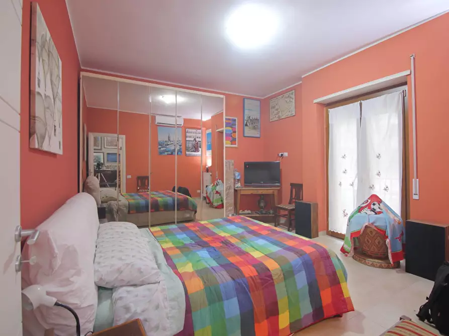 Immagine 14 di Appartamento in vendita  in Via Corrado Del Greco 40 a Roma