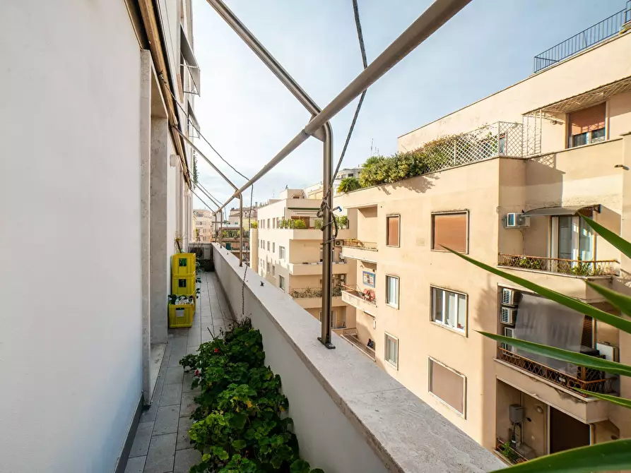 Immagine 26 di Appartamento in vendita  in Via Dei Monti Parioli 48 a Roma