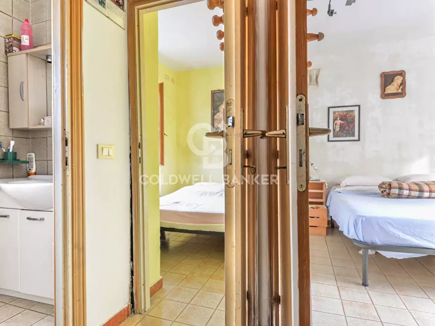 Immagine 9 di Appartamento in vendita  in Via Giuseppe Pietri a Campo Nell'elba