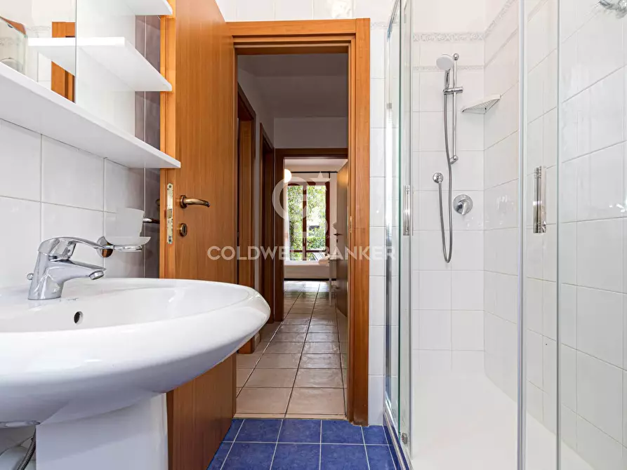 Immagine 12 di Appartamento in vendita  in Viale degli Etruschi a Campo Nell'elba