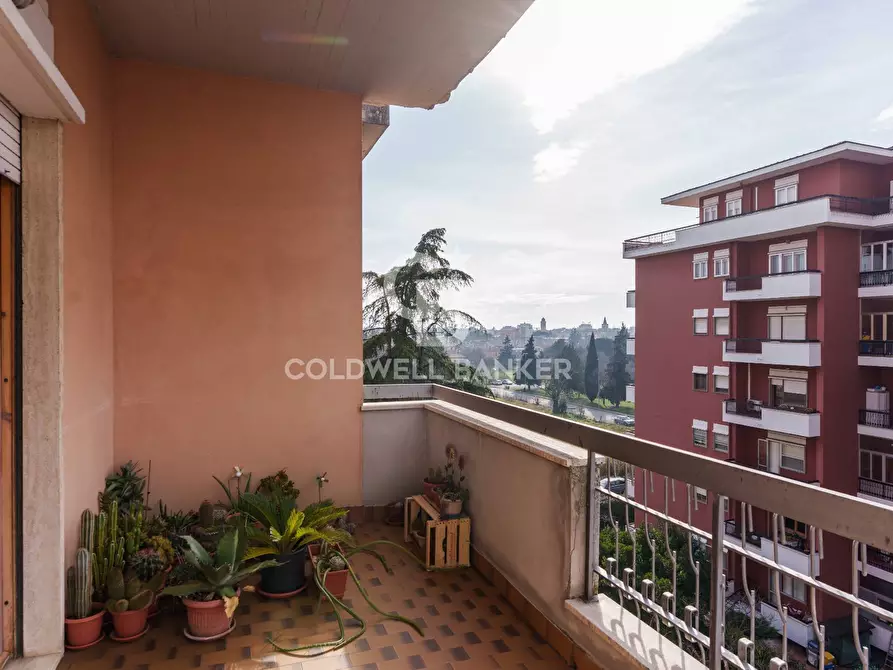 Immagine 10 di Appartamento in vendita  in Via Friuli 3 a Foligno