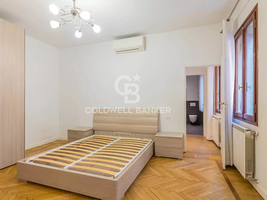 Immagine 7 di Appartamento in vendita  in Calle San Polo - Cinque 631a a Venezia