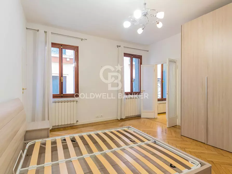 Immagine 2 di Appartamento in vendita  in Calle San Polo - Cinque 631a a Venezia