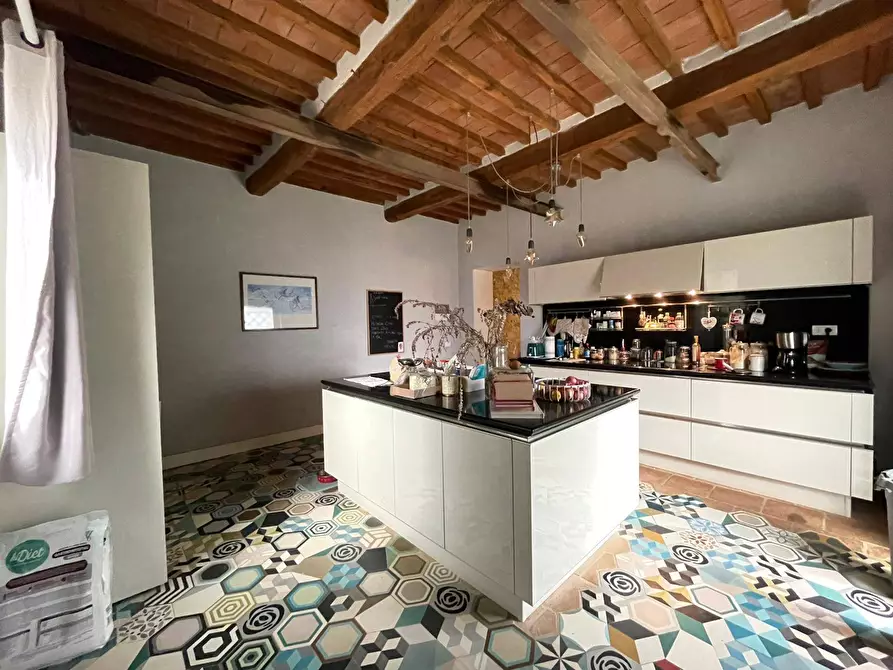 Immagine 9 di Villa in vendita  a Massa Marittima