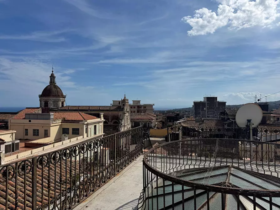 Immagine 40 di Appartamento in vendita  in Via Davì 52 a Acireale