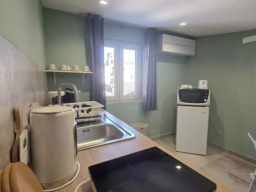 Immagine 18 di Appartamento in vendita  in Vicolo Giudaica 32 a Salerno