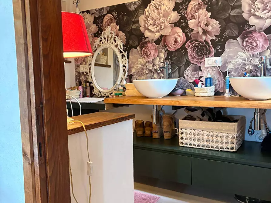 Immagine 22 di Villa in vendita  in via Feruccio Fratini 1 a Sacrofano