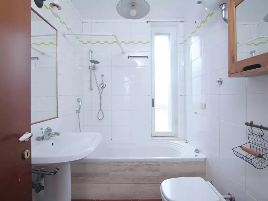 Immagine 22 di Attico in vendita  in Via Danilo Stiepovich 180 a Roma