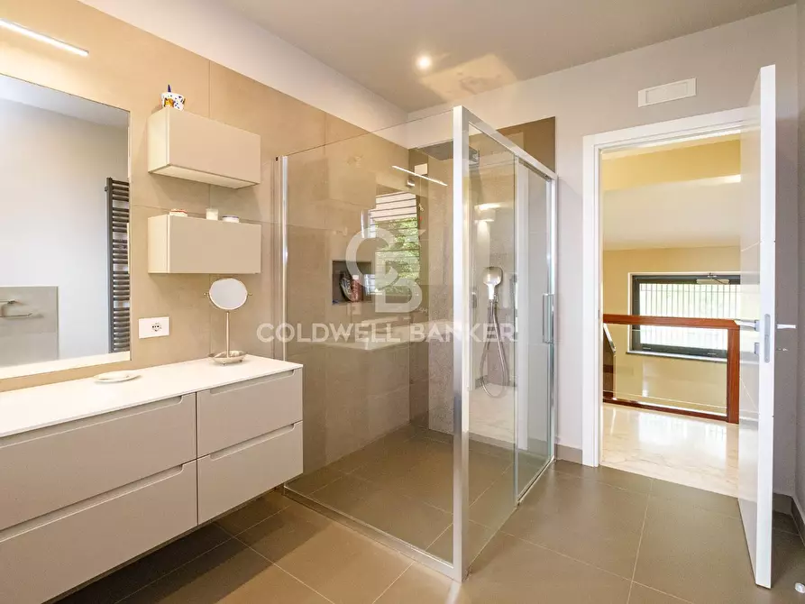 Immagine 27 di Villa in vendita  in via Pirandello 14 a San Gregorio Di Catania