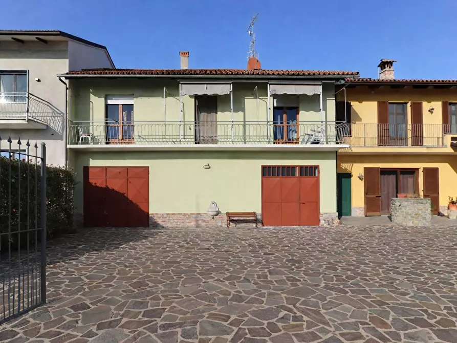 Immagine 28 di Villa in vendita  in Località riviera a Monforte D'alba