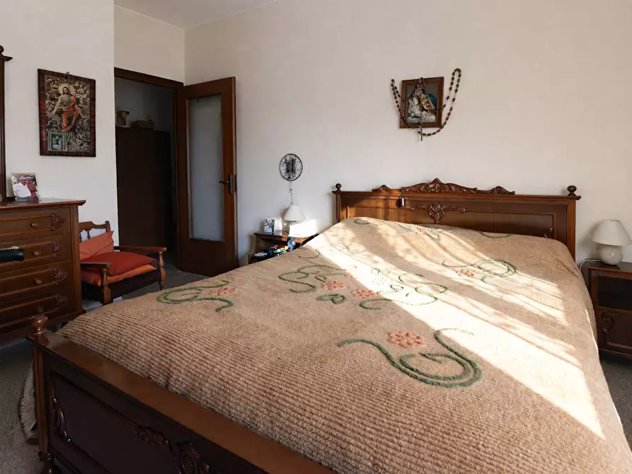 Immagine 33 di Villa in vendita  in Località riviera a Monforte D'alba