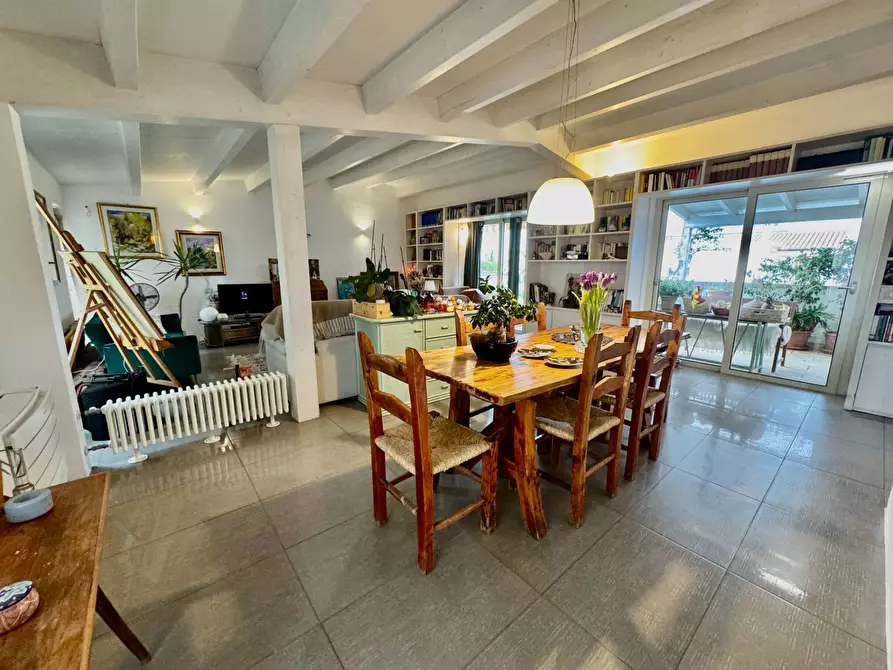 Immagine 2 di Casa indipendente in vendita  in Via Monte Nero 11 a Olbia