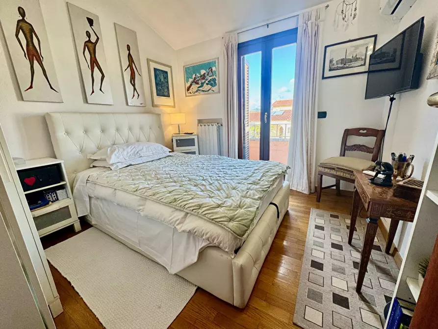 Immagine 17 di Casa indipendente in vendita  in Via Gran Sasso 45 a Olbia